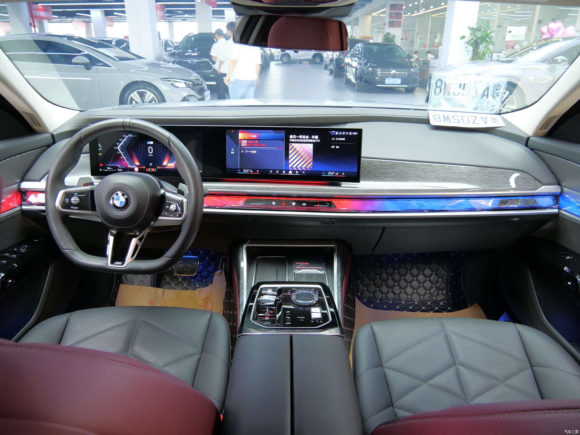 BMW 7 Series, 2024 12