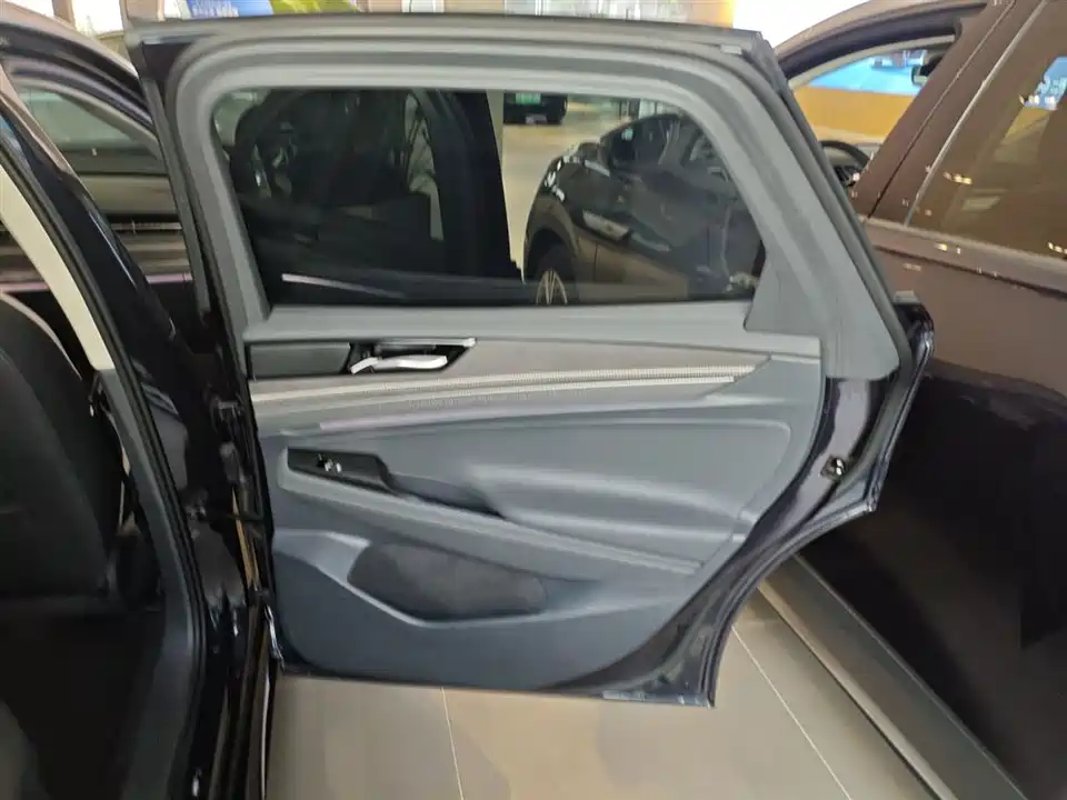 Volkswagen ID.7 VIZZION