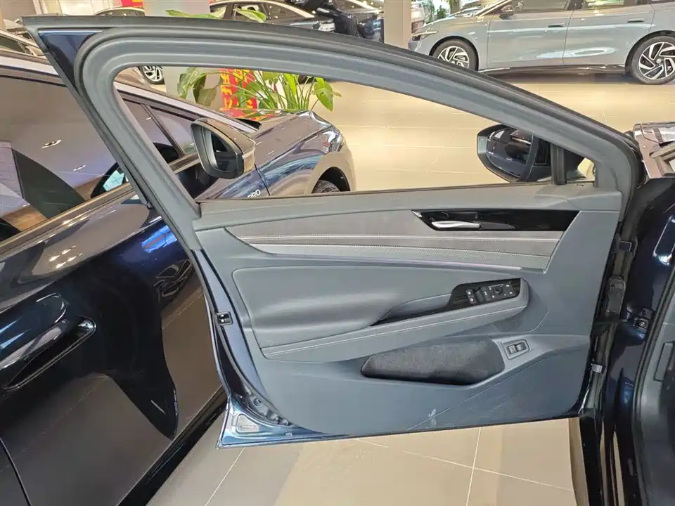 Volkswagen ID.7 VIZZION