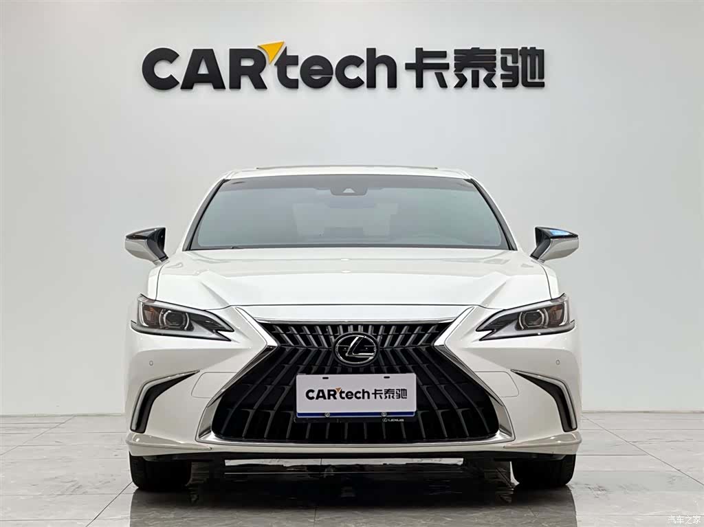 Lexus ES, 2024 7