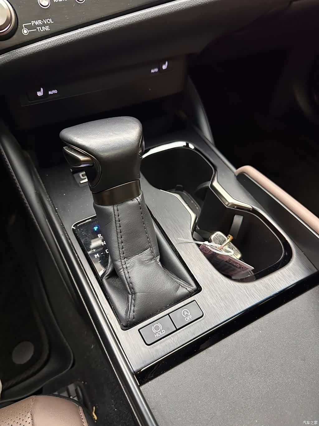 Lexus ES, 2024 15