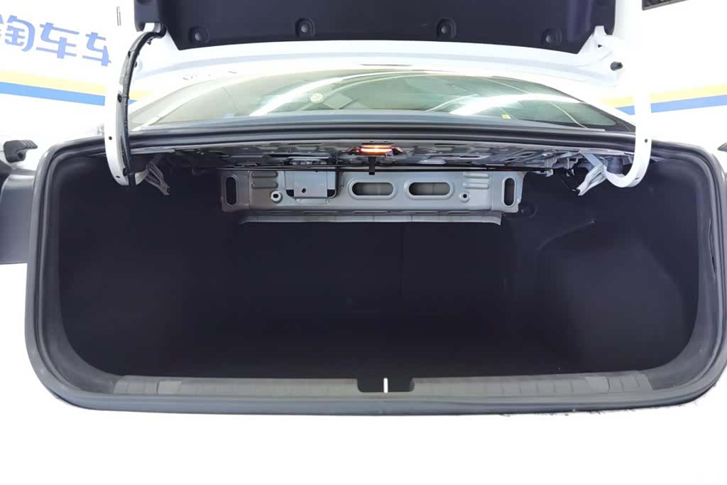 Geely Emgrand, 2024 4