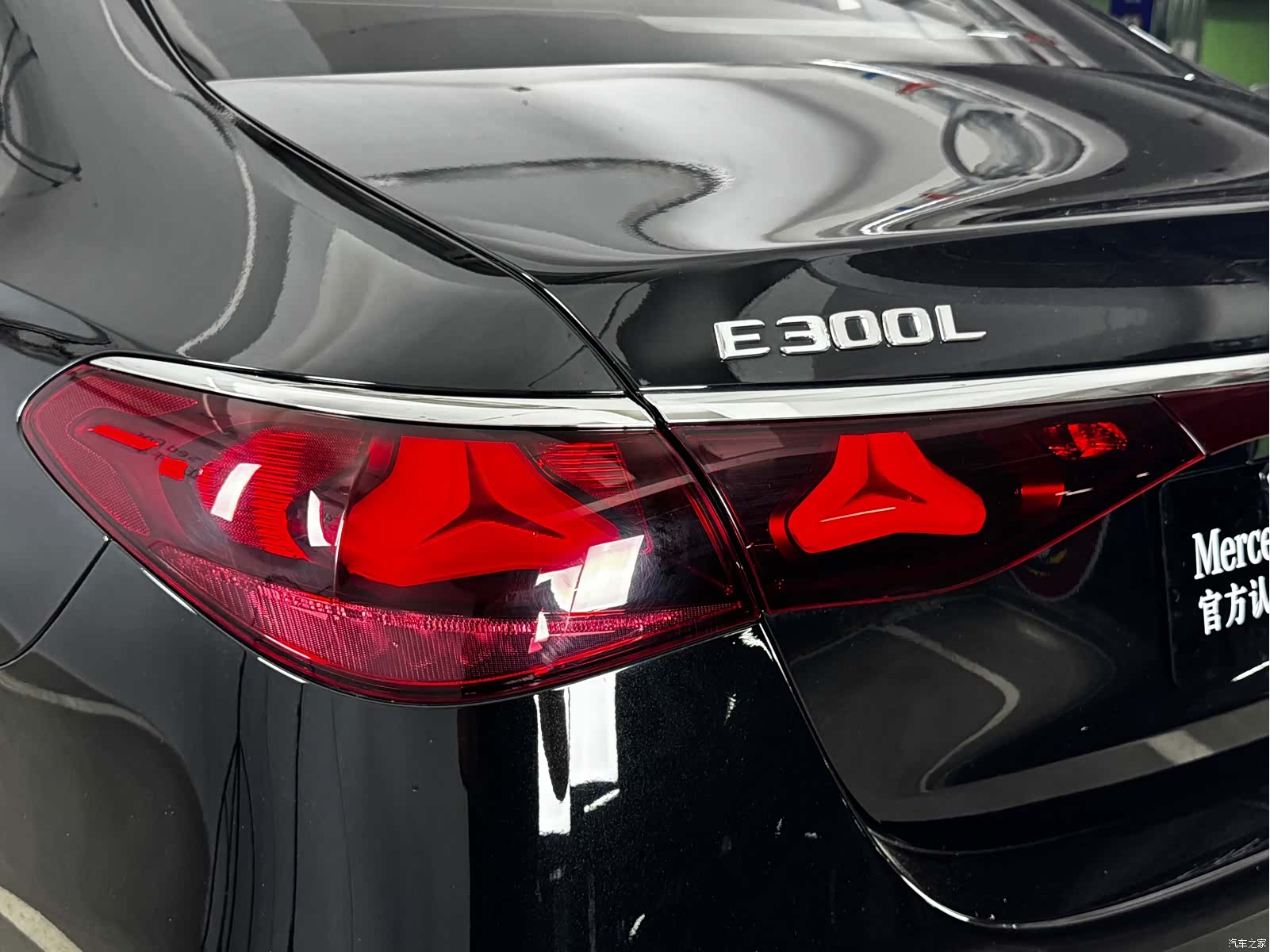 Mercedes-Benz E-Class, 2024 18