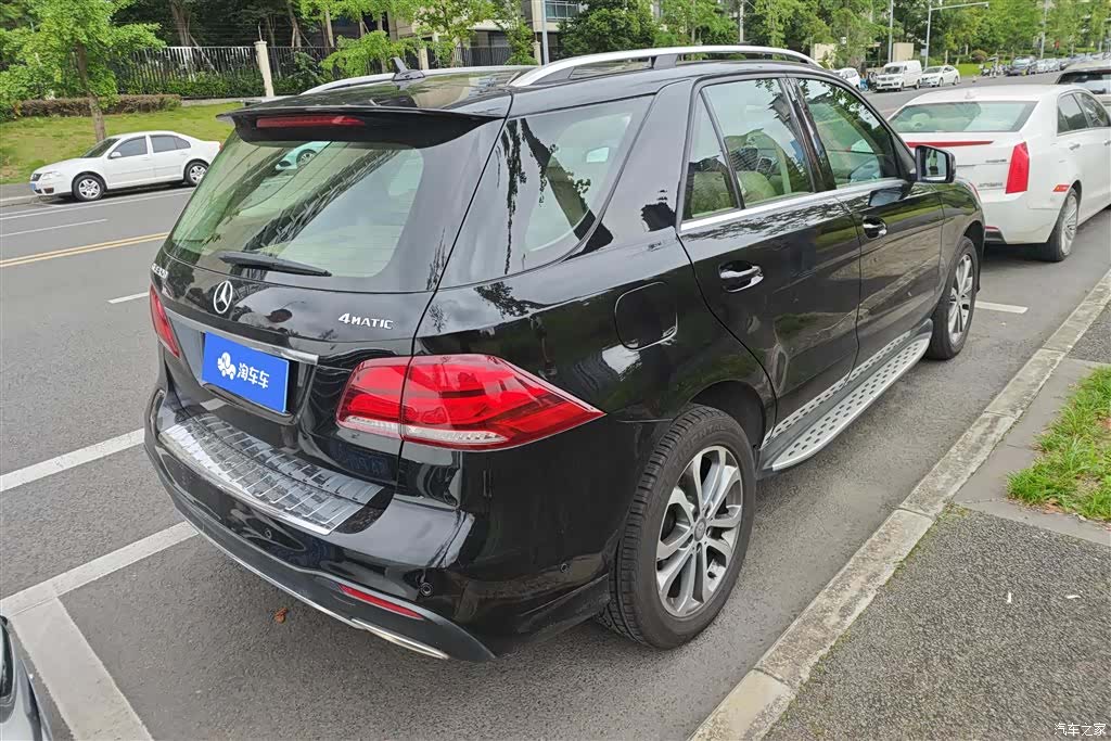 Mercedes-Benz GLE, 2016 3