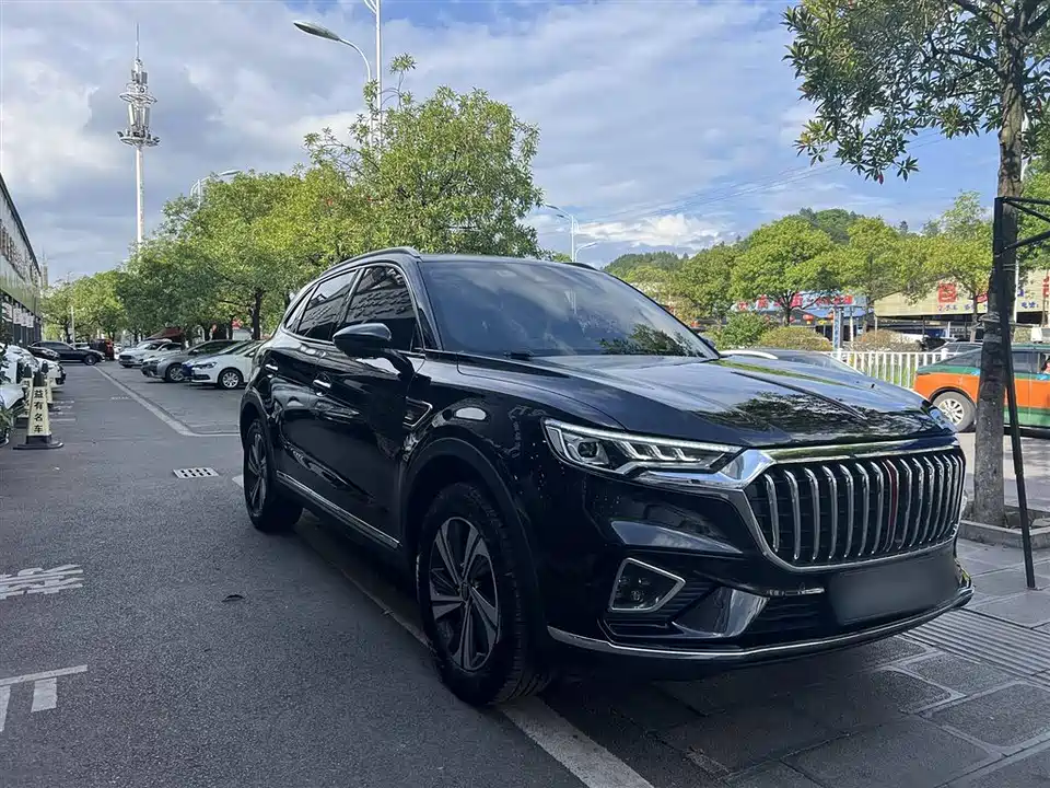 Hongqi HS5
