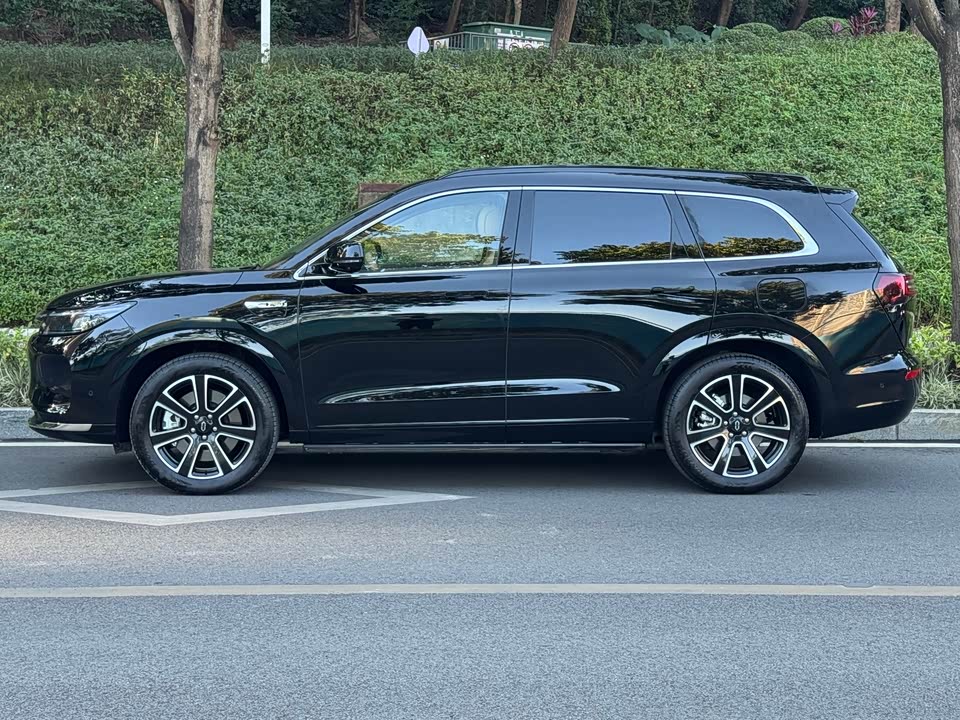 AITO Ask the world M7