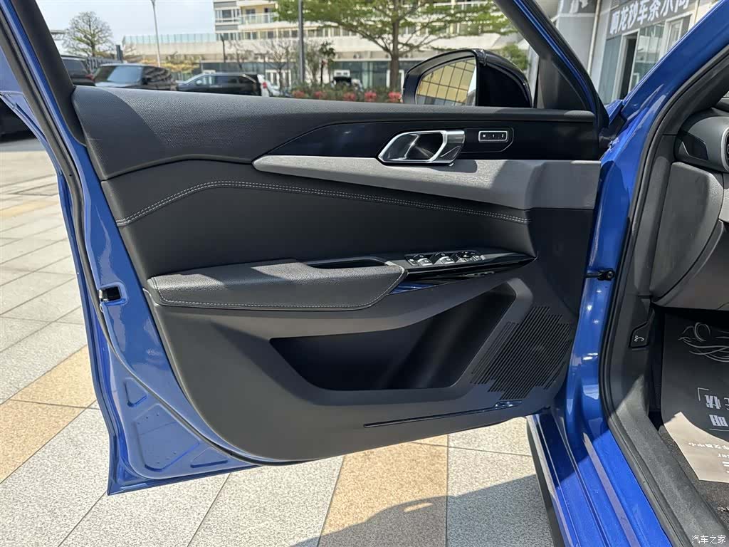 Lynk & Co 02, 2021 23