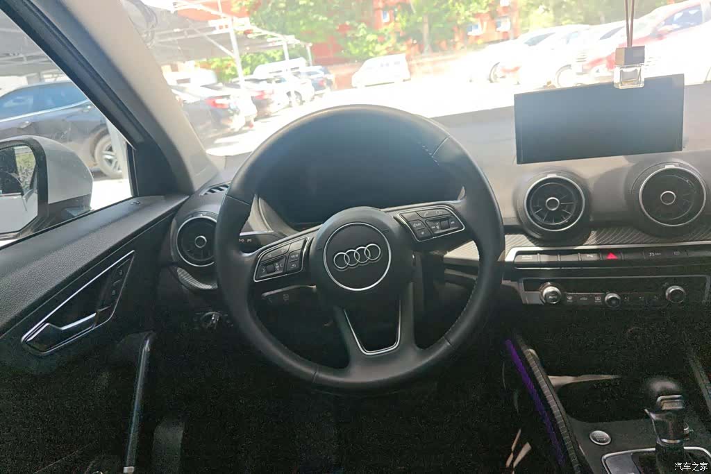 Audi e-tron, 2021 15