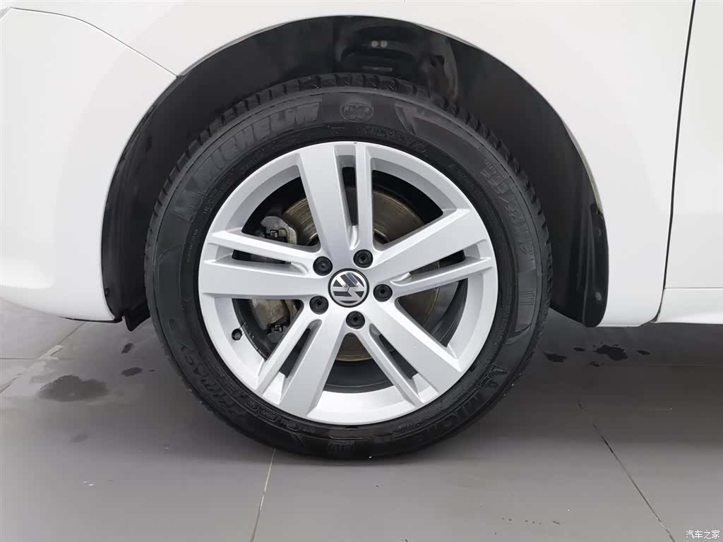 Volkswagen Xia, 2017 17