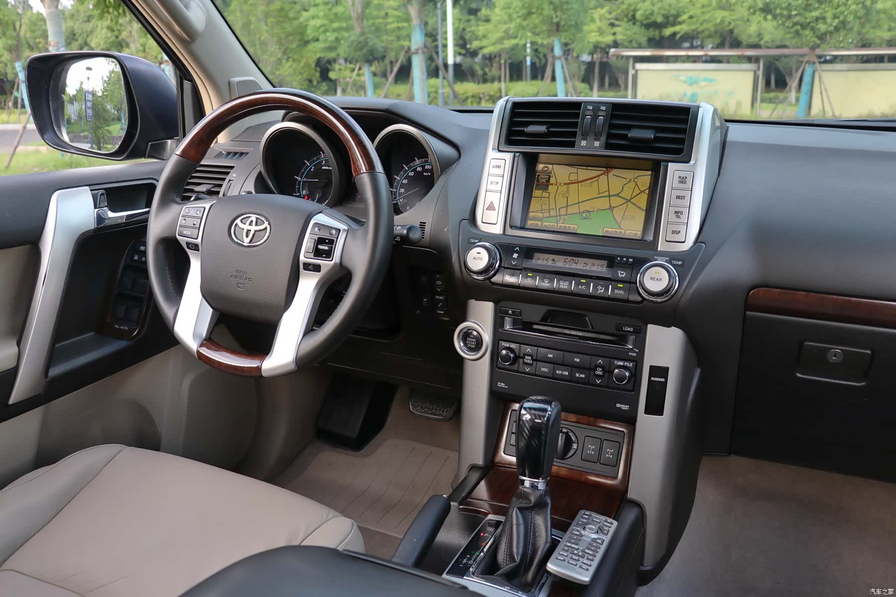 Toyota Prado, 2012 19