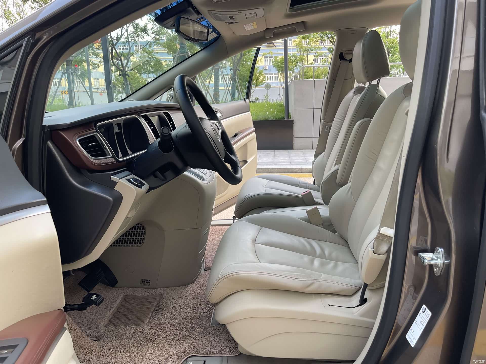 Buick GL8, 2015 18