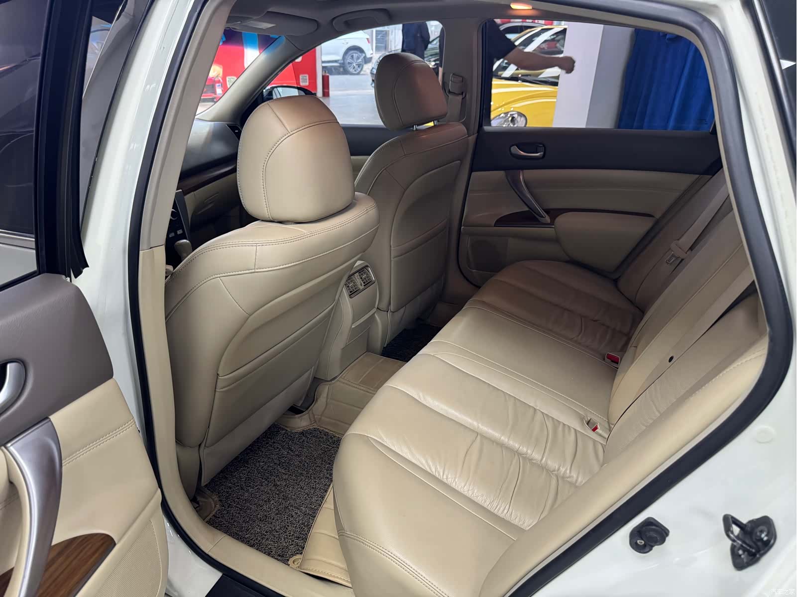 Nissan Teana, 2012 9