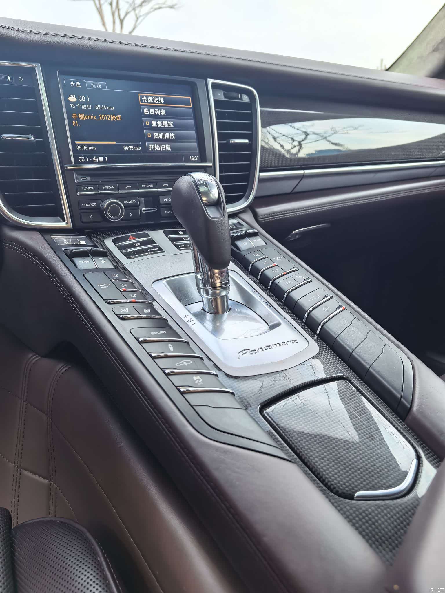 Porsche Panamera, 2012 6