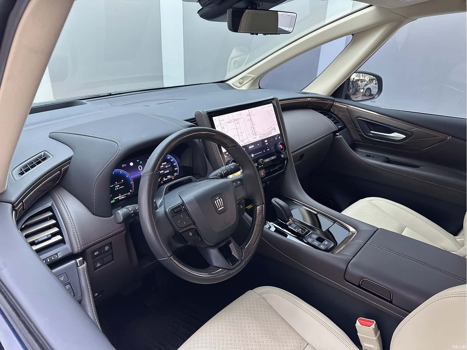 Toyota Vellfire, 2024 20