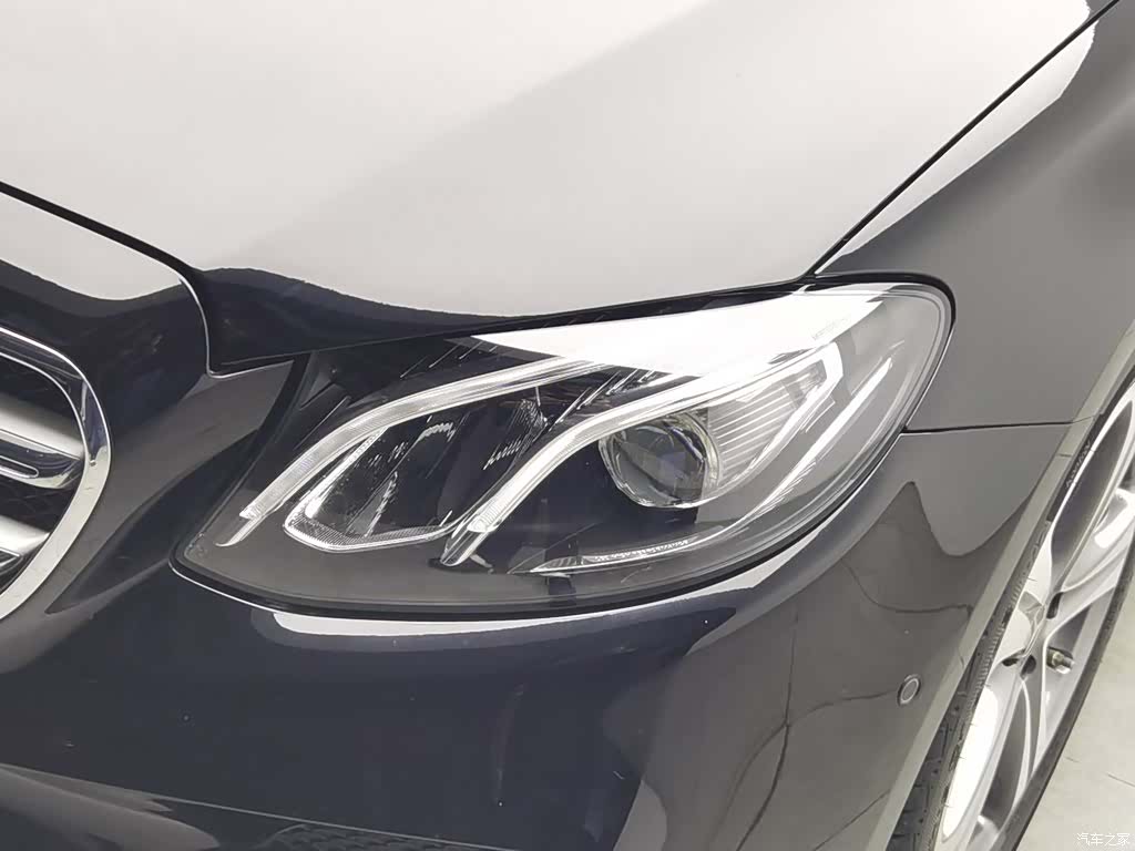 Mercedes-Benz E-Class, 2019 7