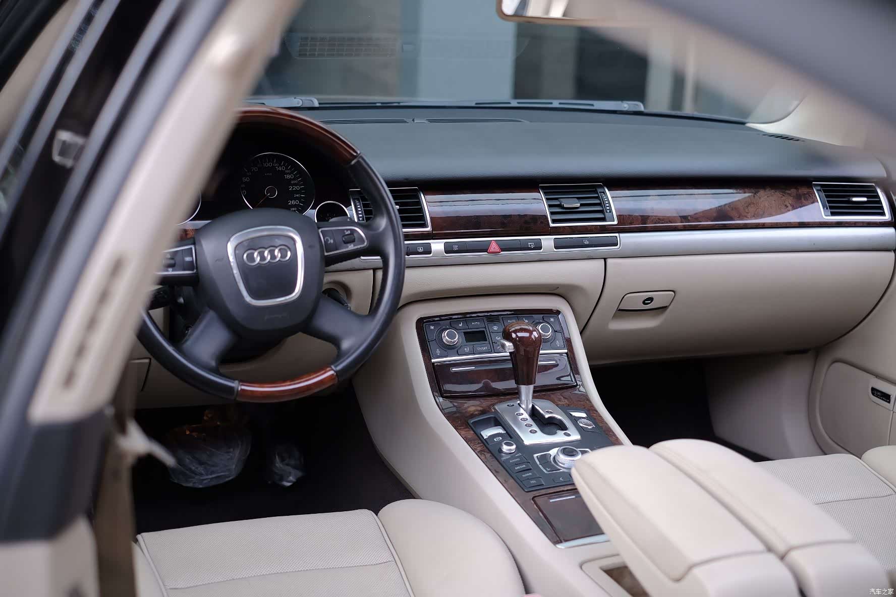 Audi A8L, 2009 26