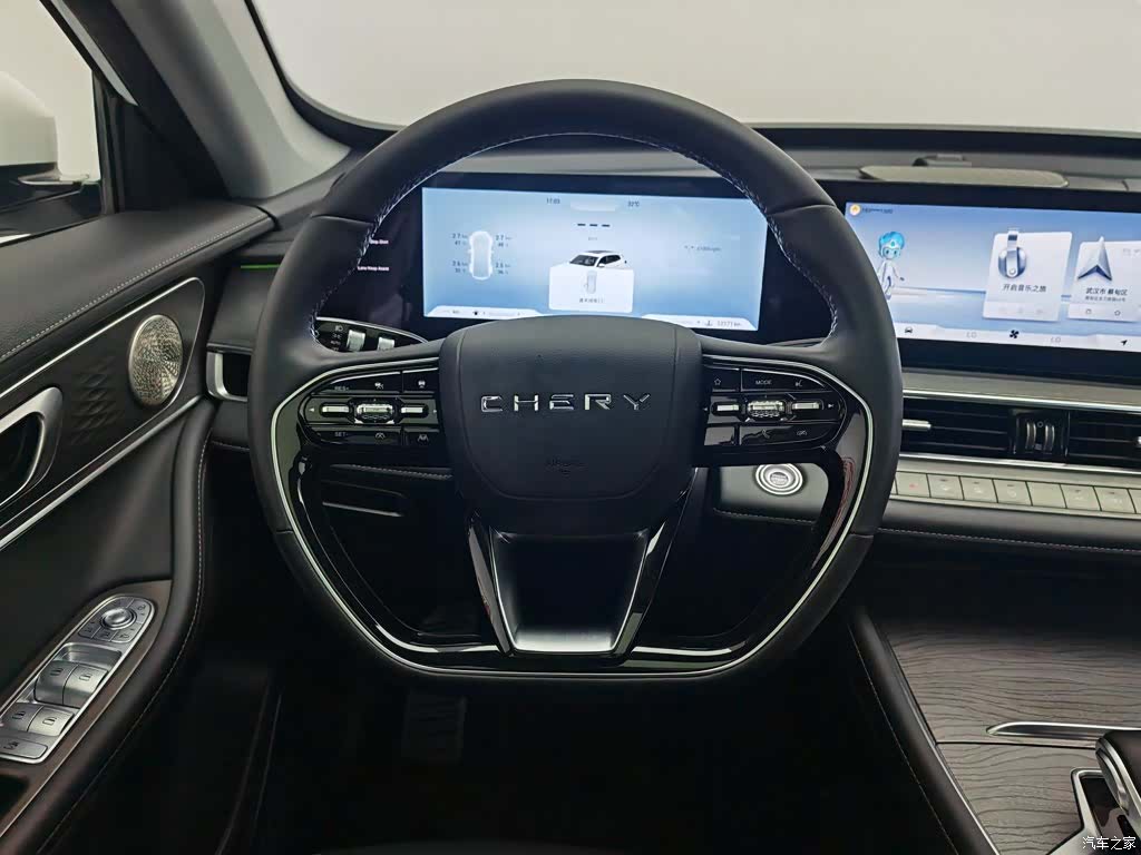 Chery Tiggo 8, 2025 11
