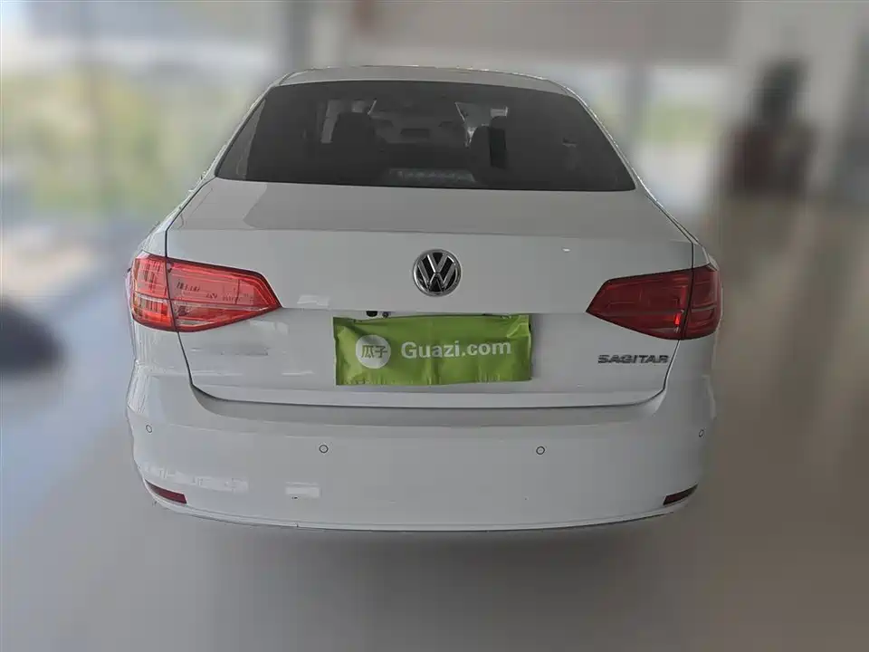 Volkswagen Sagitar