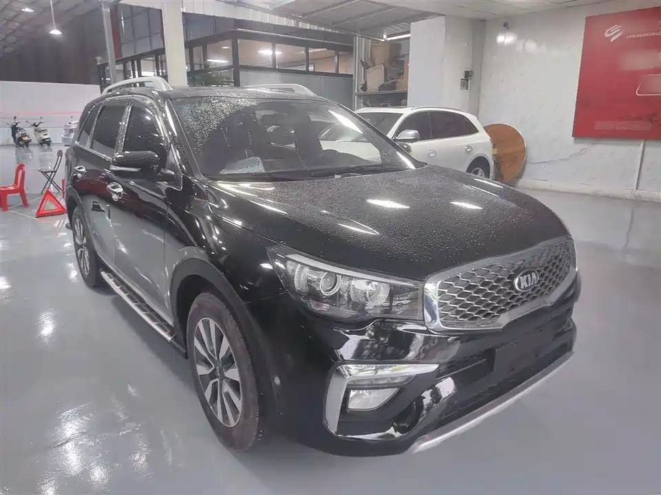 Kia KX7