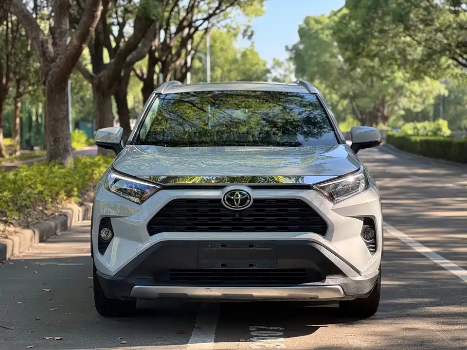 Toyota RAV4 Rongfang