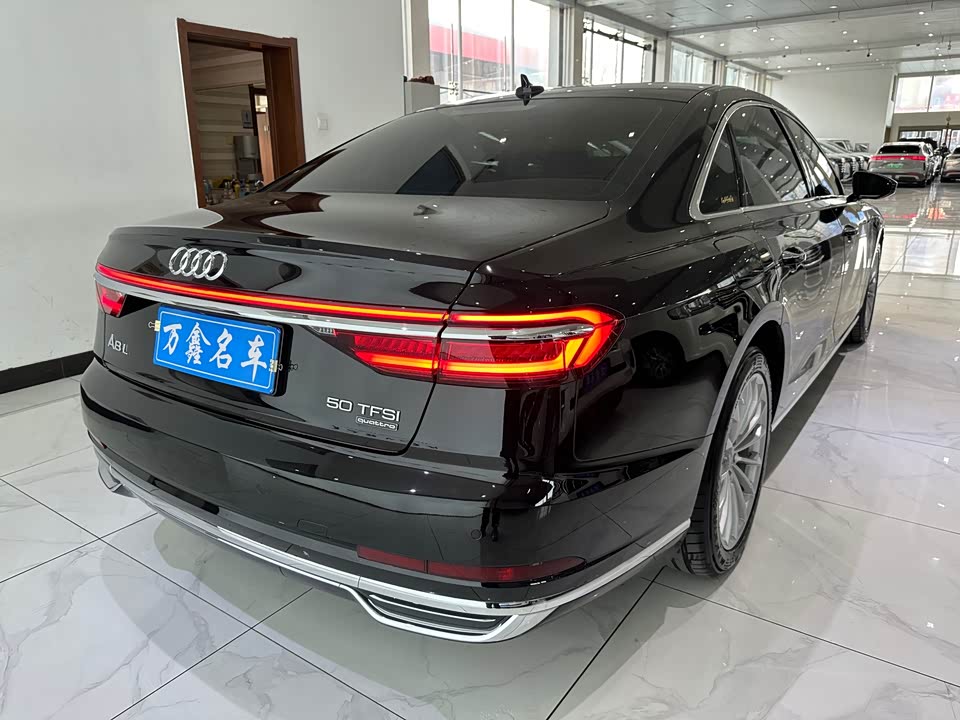 Audi A8