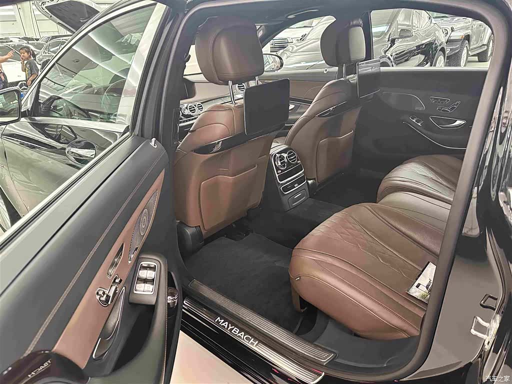 Maybach S-Class, 2019 9