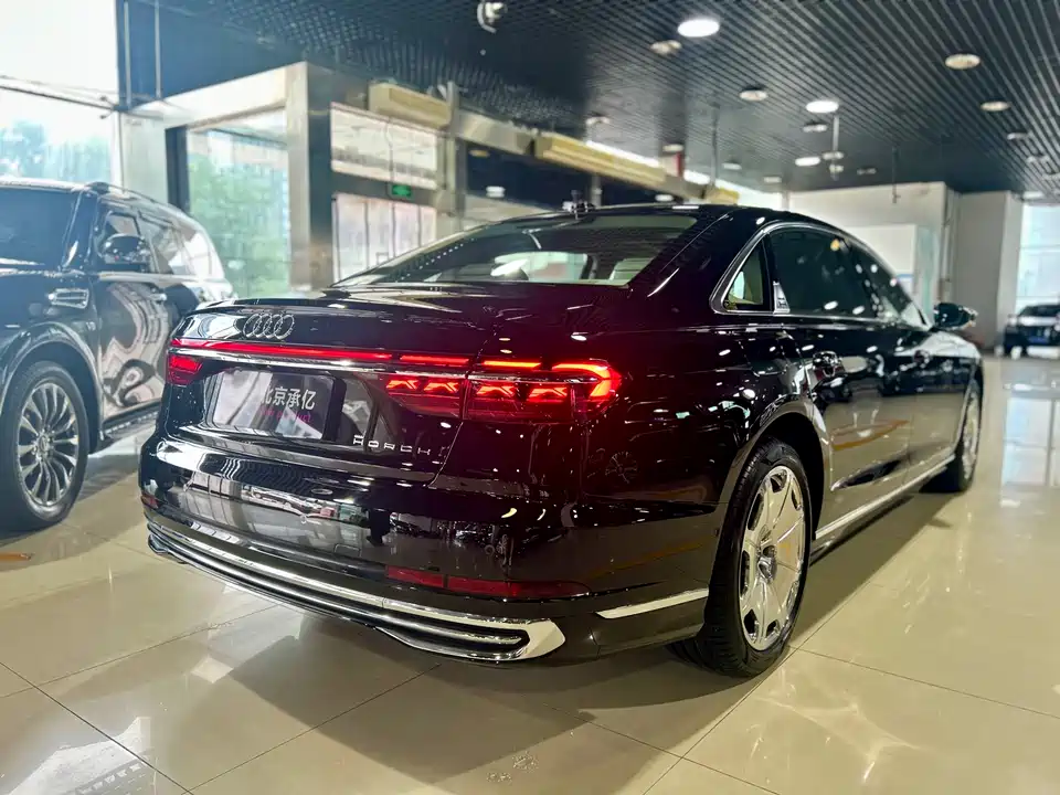 Audi A8