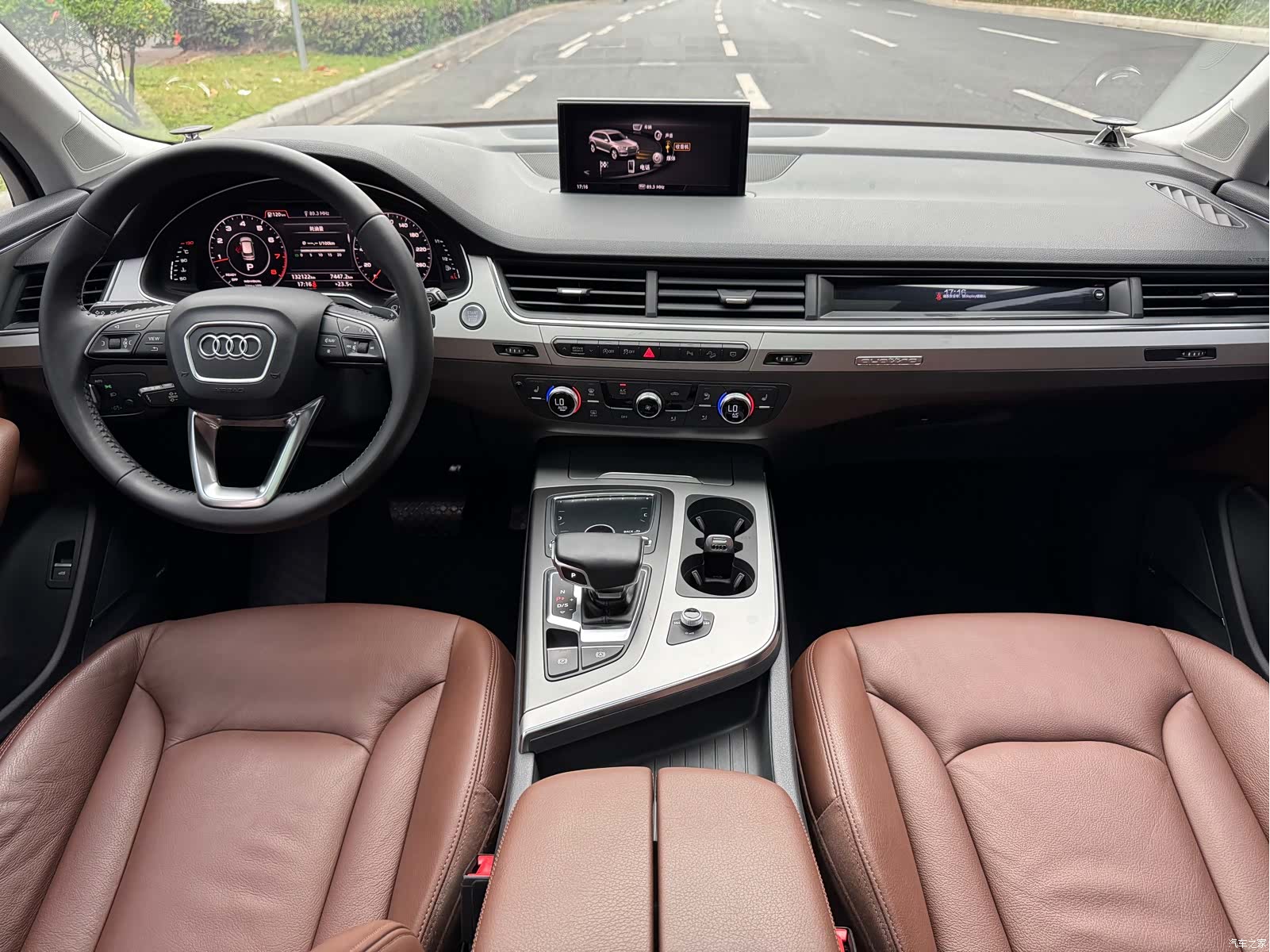 Audi Q7, 2018 11