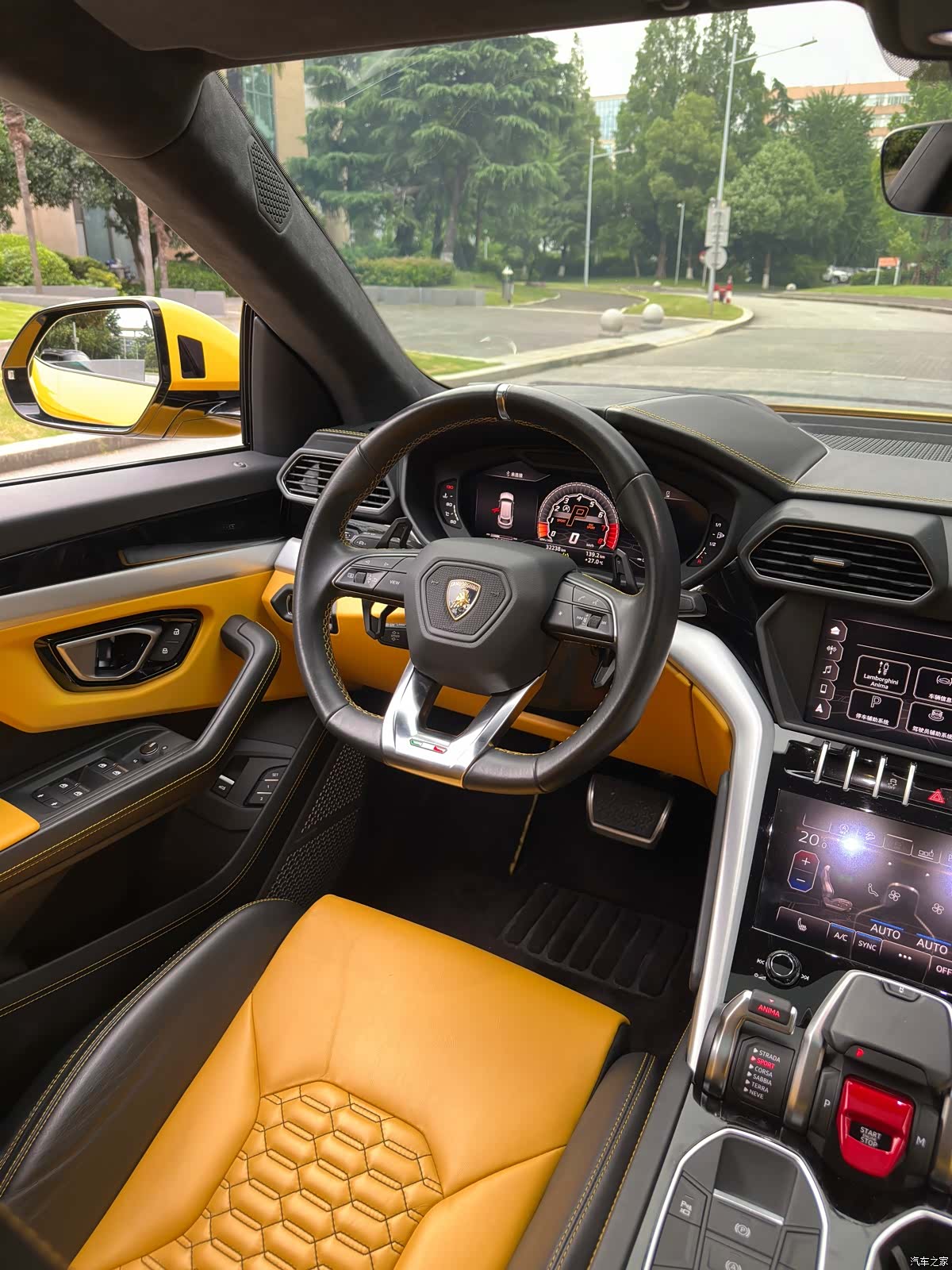 Lamborghini Urus, 2019 18