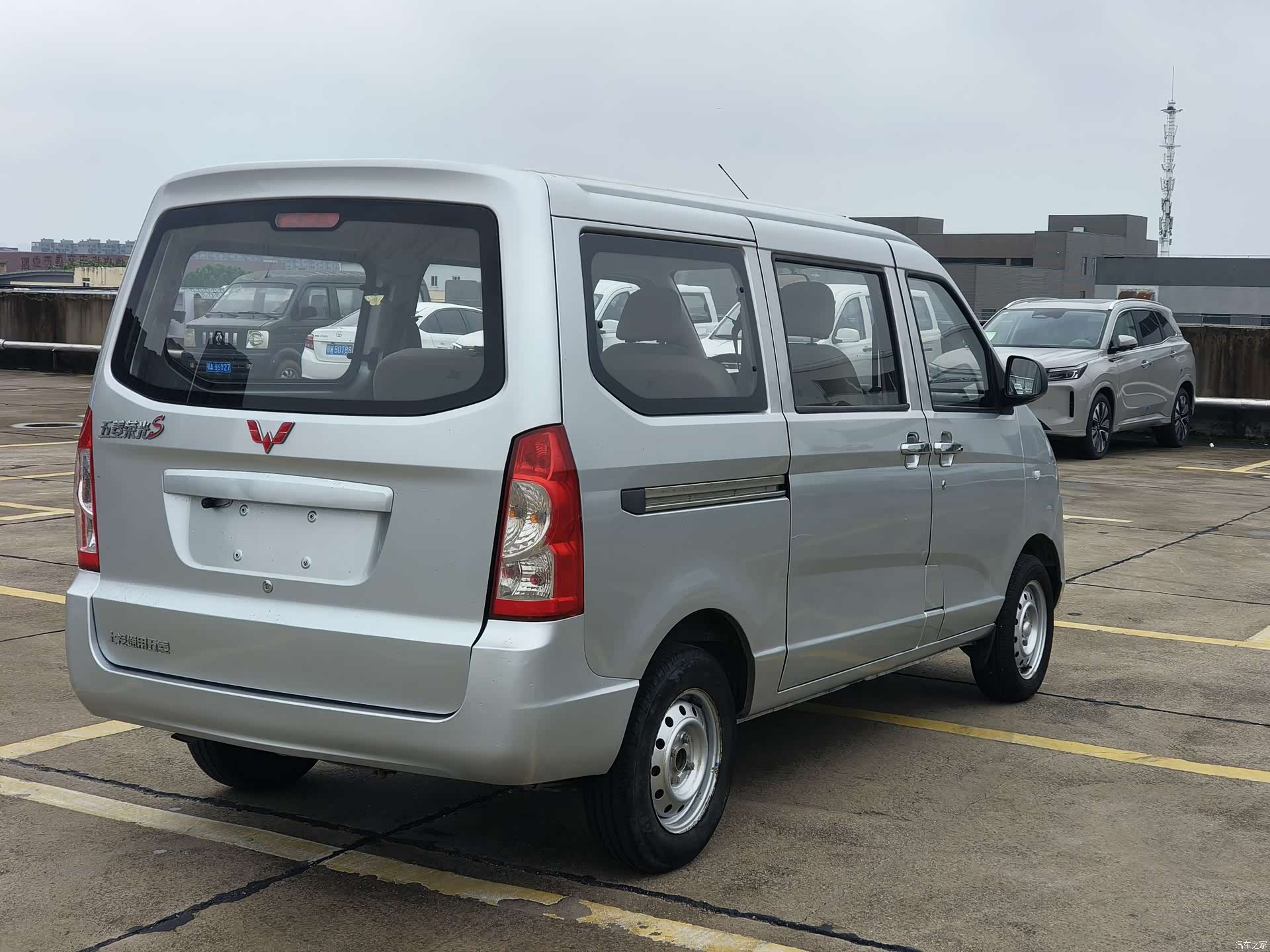 Wuling S, 2022 7