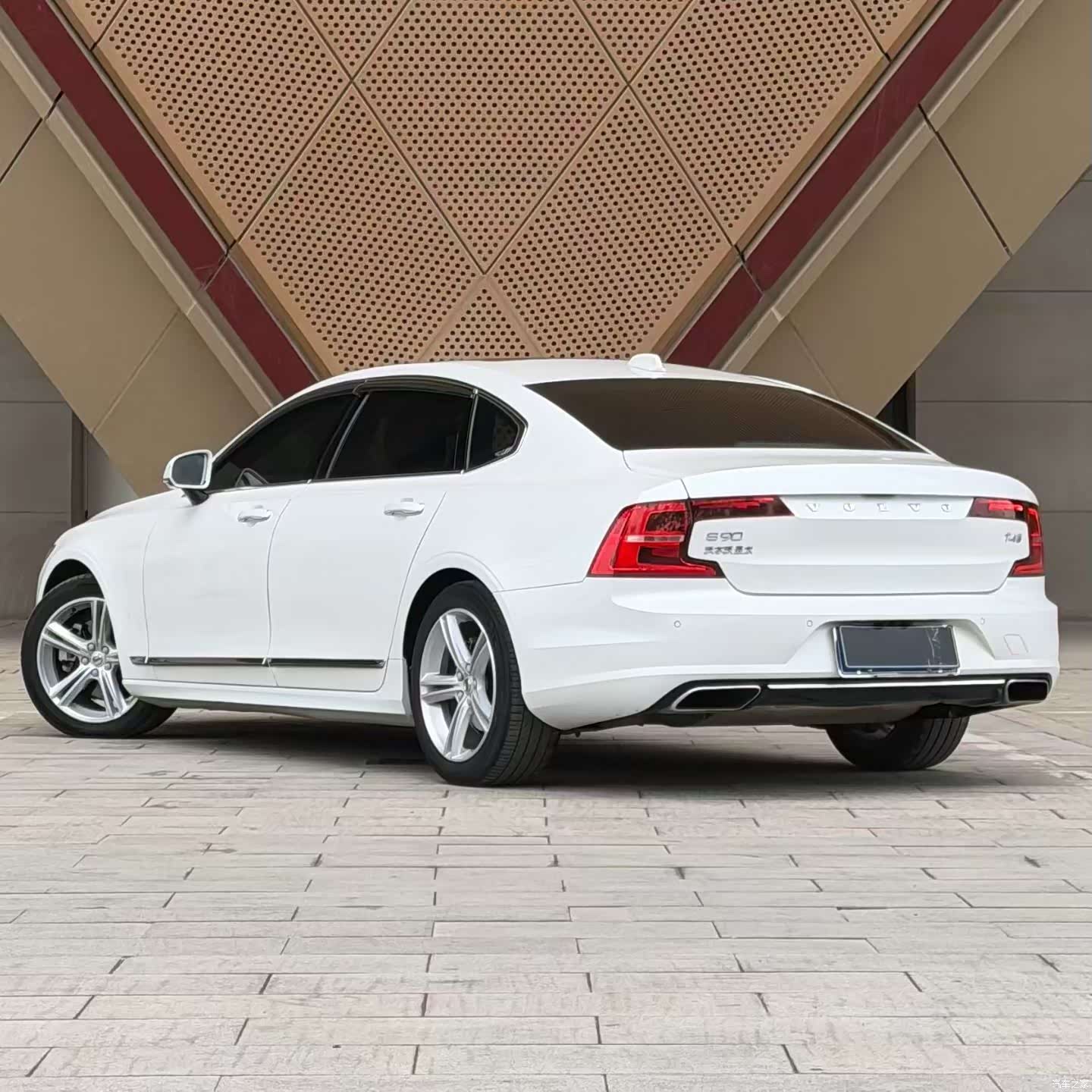 Volvo S90, 2019 4