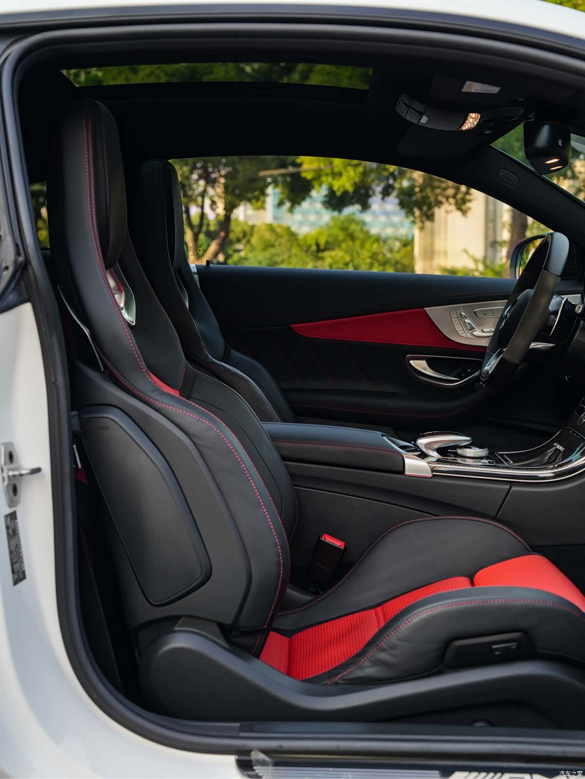 Mercedes-Benz C-Class, 2016 14