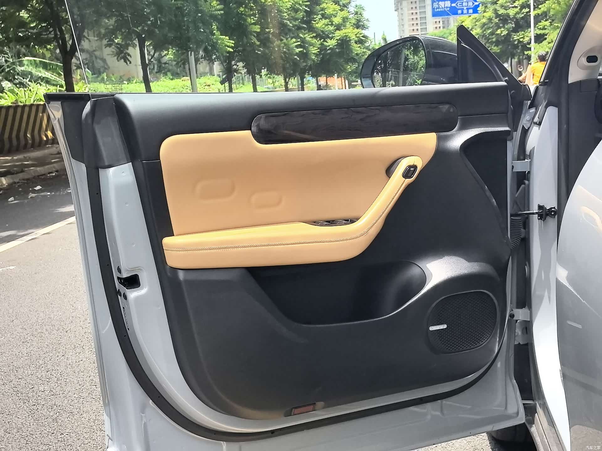 Leapmotor C11, 2024 13