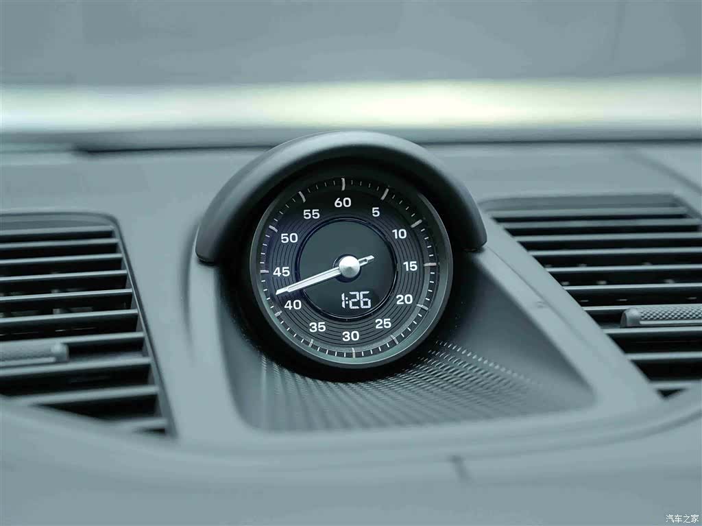 Porsche Panamera, 2026 18
