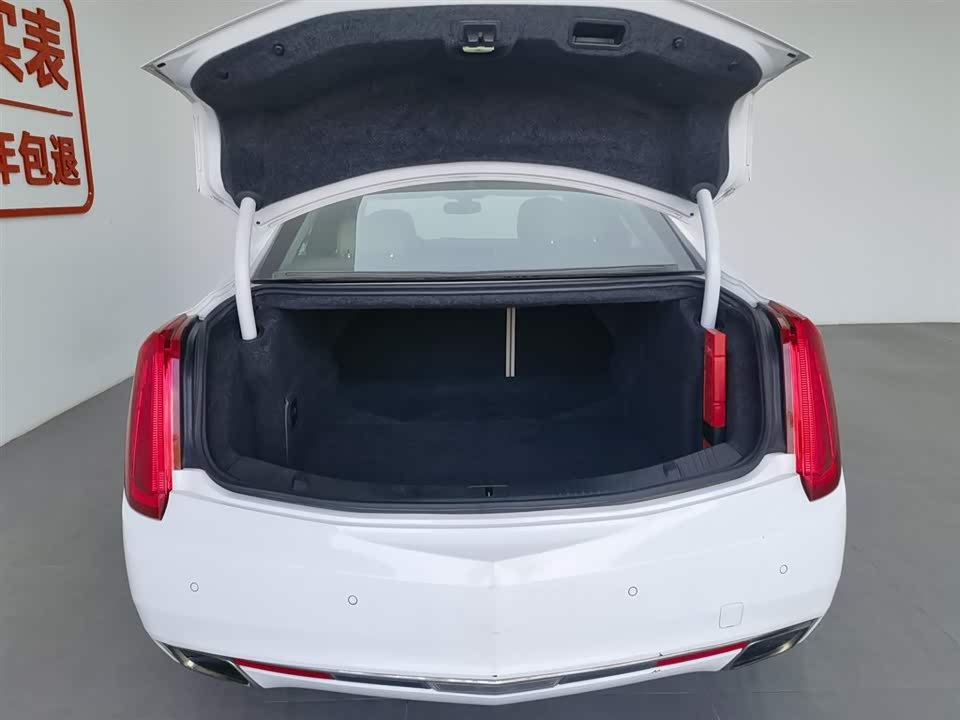 Cadillac XTS