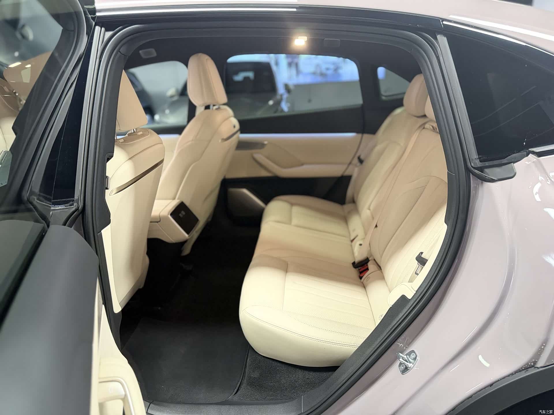 NIO L60, 2025 10