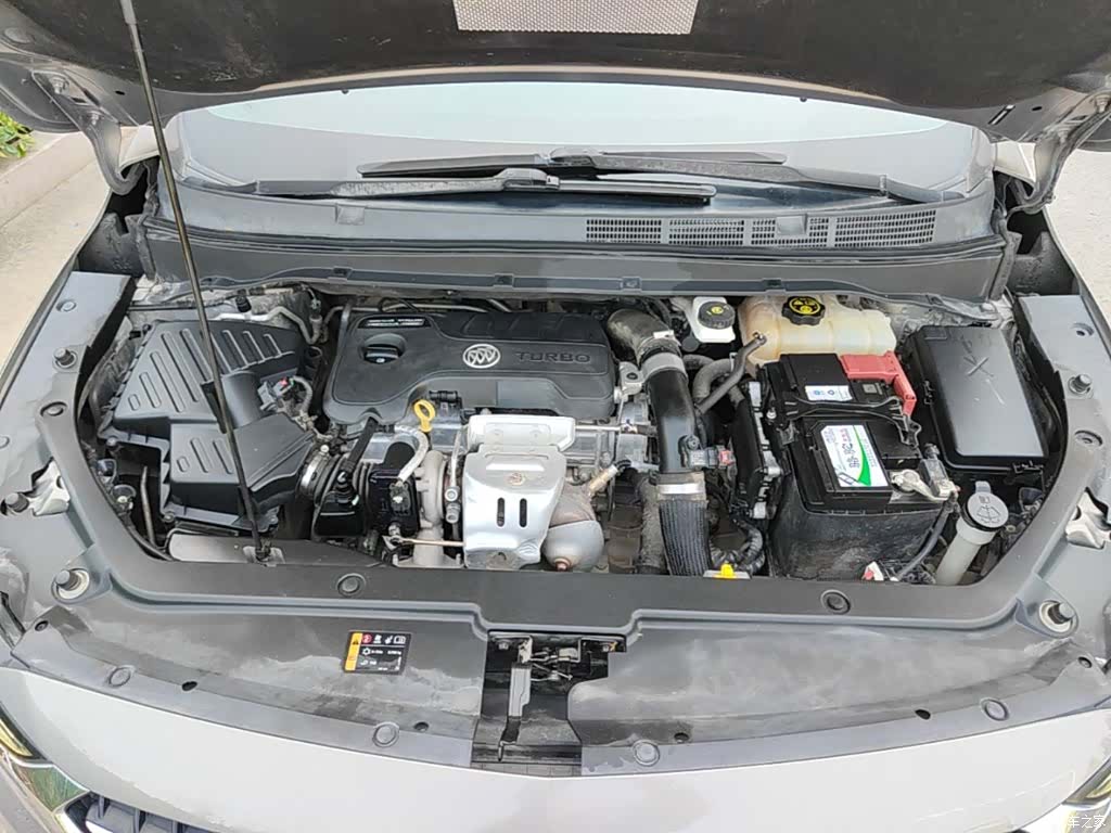 Buick GL6, 2018 16