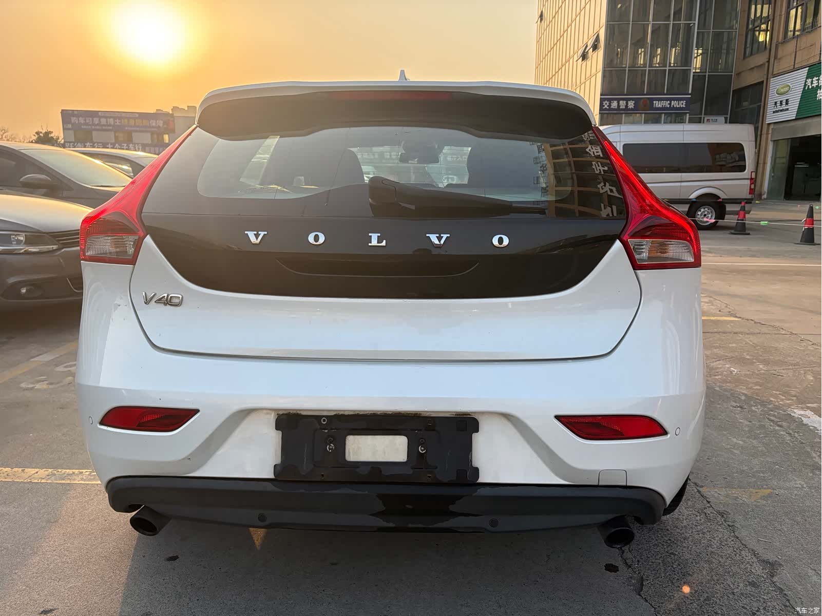 Volvo V40, 2014 6