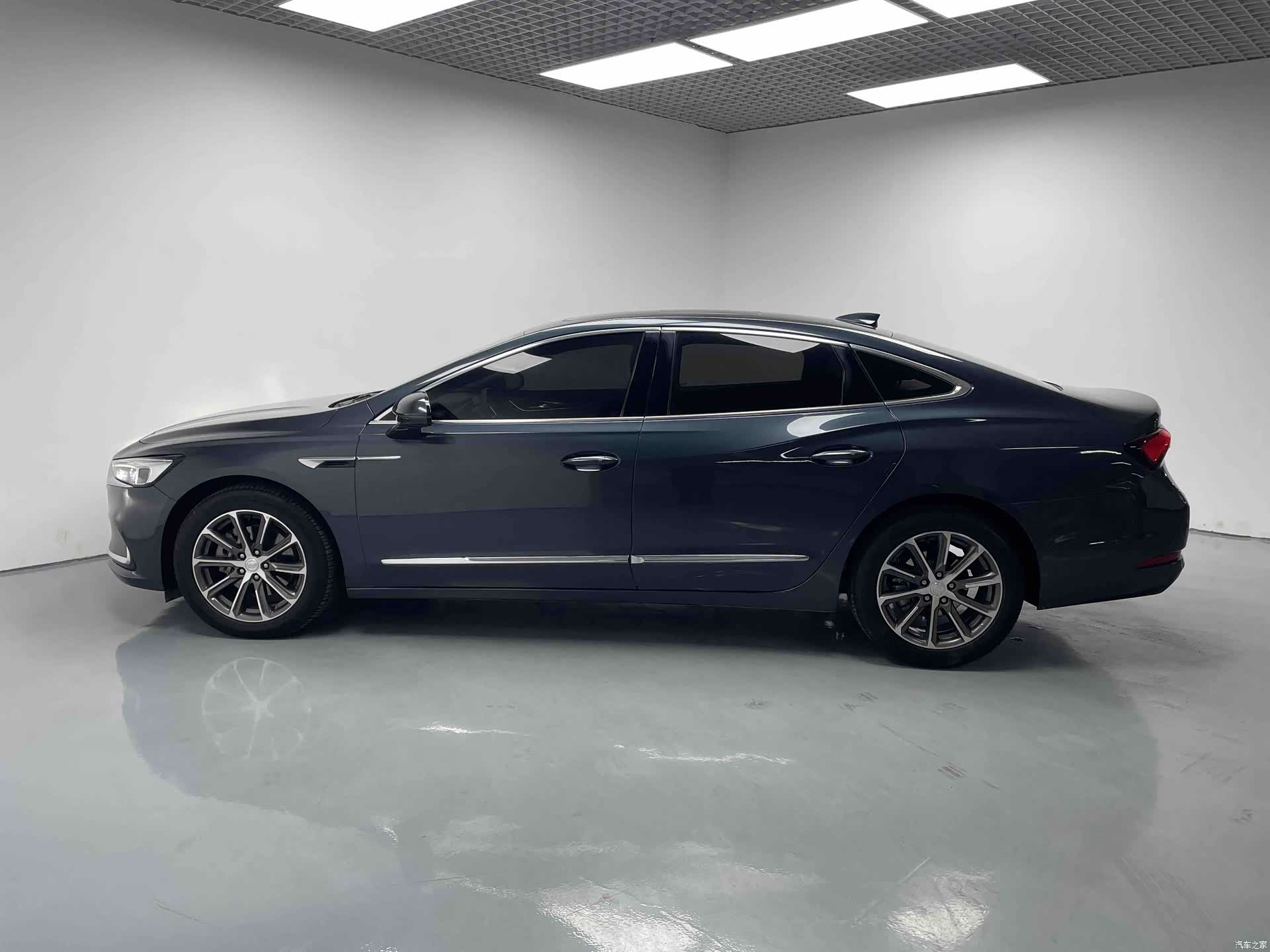 Buick LaCrosse, 2021 4