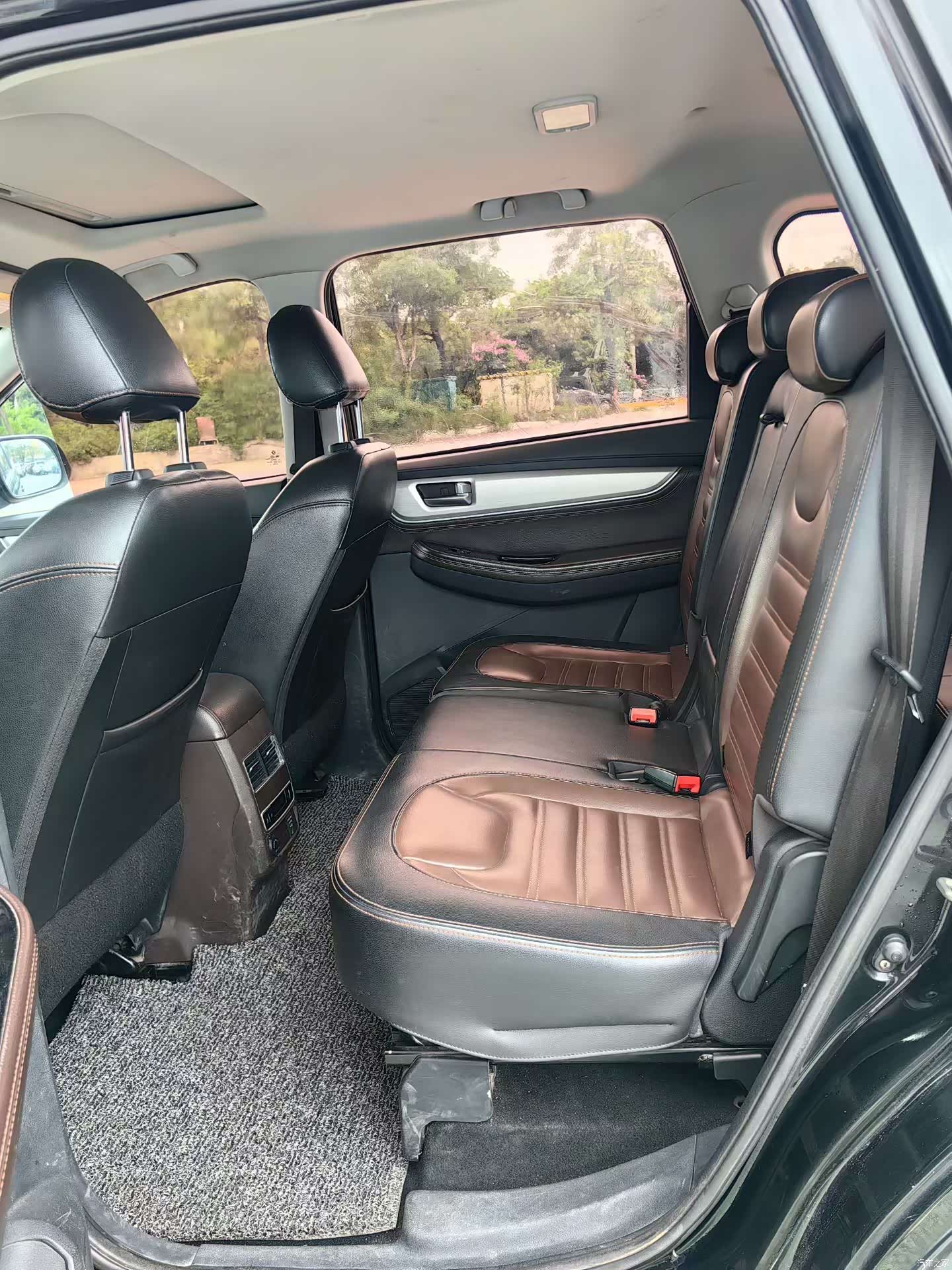 DongFeng X6, 2018 7