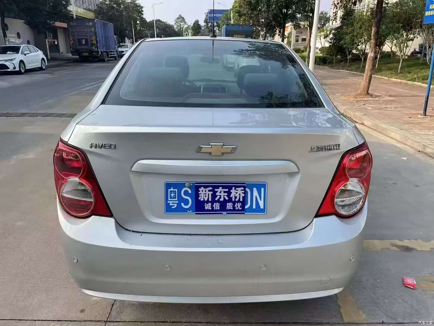 Chevrolet SL, 2012 6