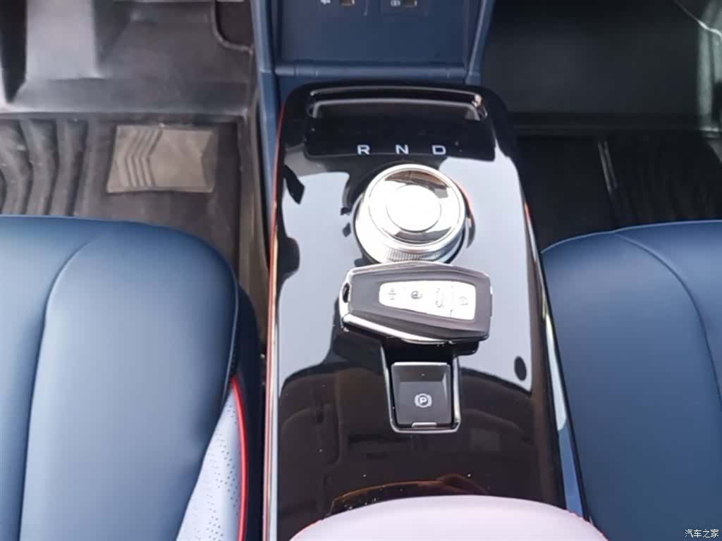 Geely E, 2023 14
