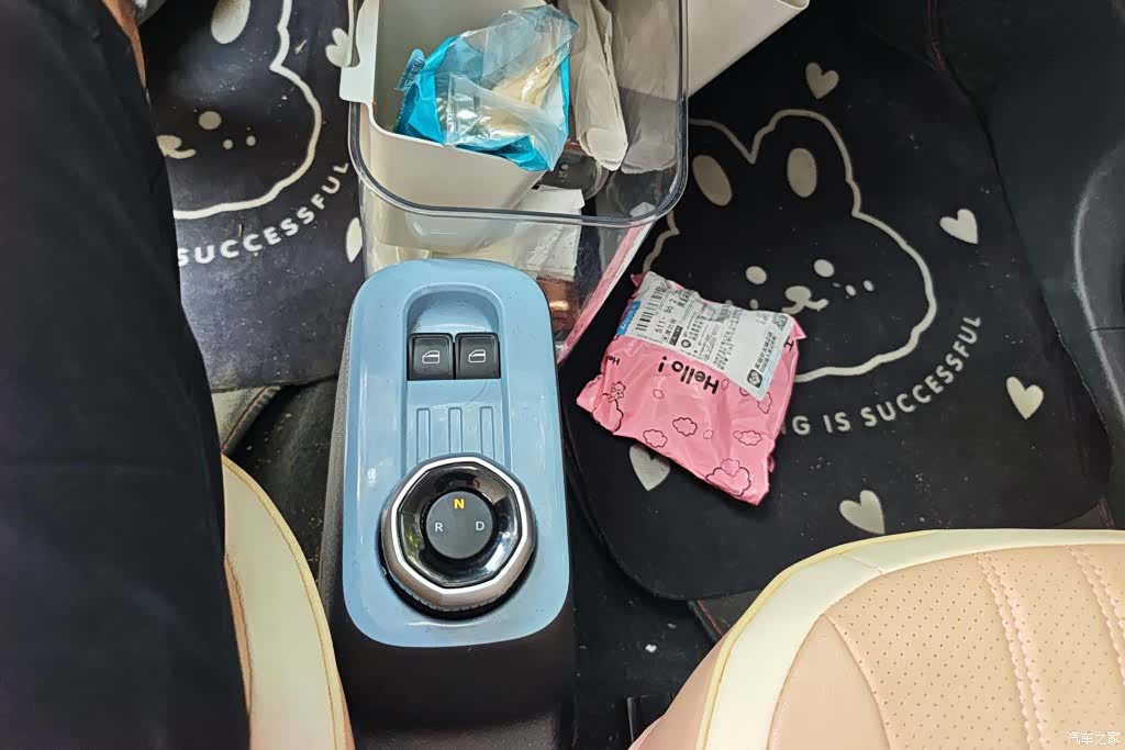 Geely Panda, 2024 16