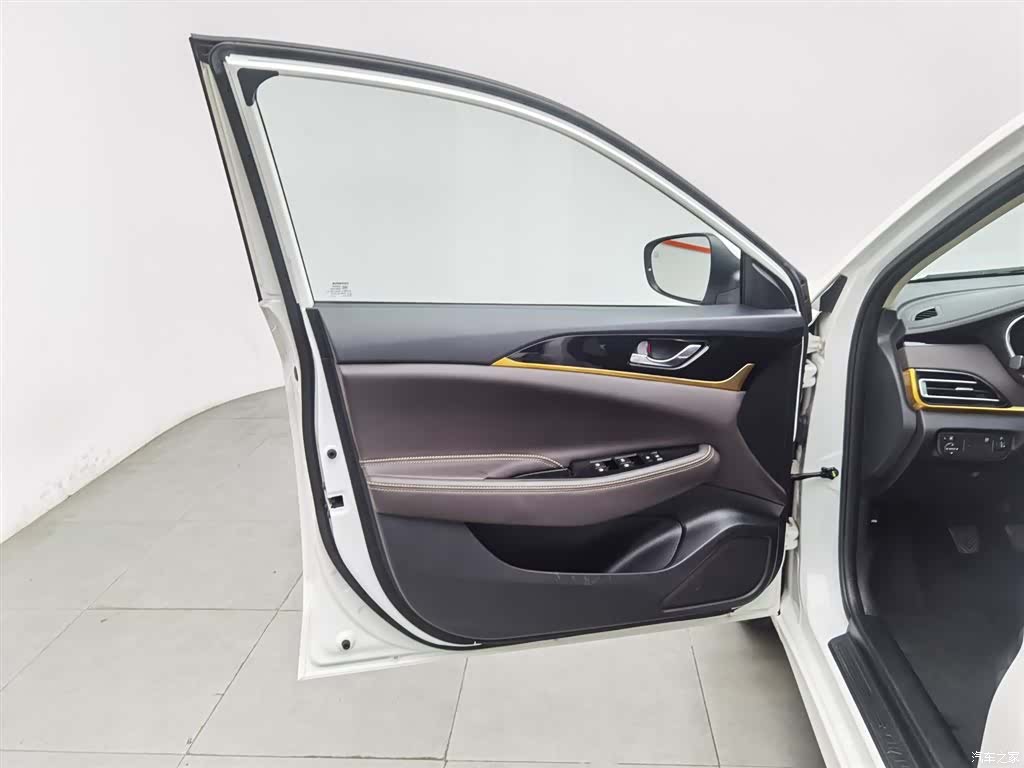 Changan Eado, 2018 8