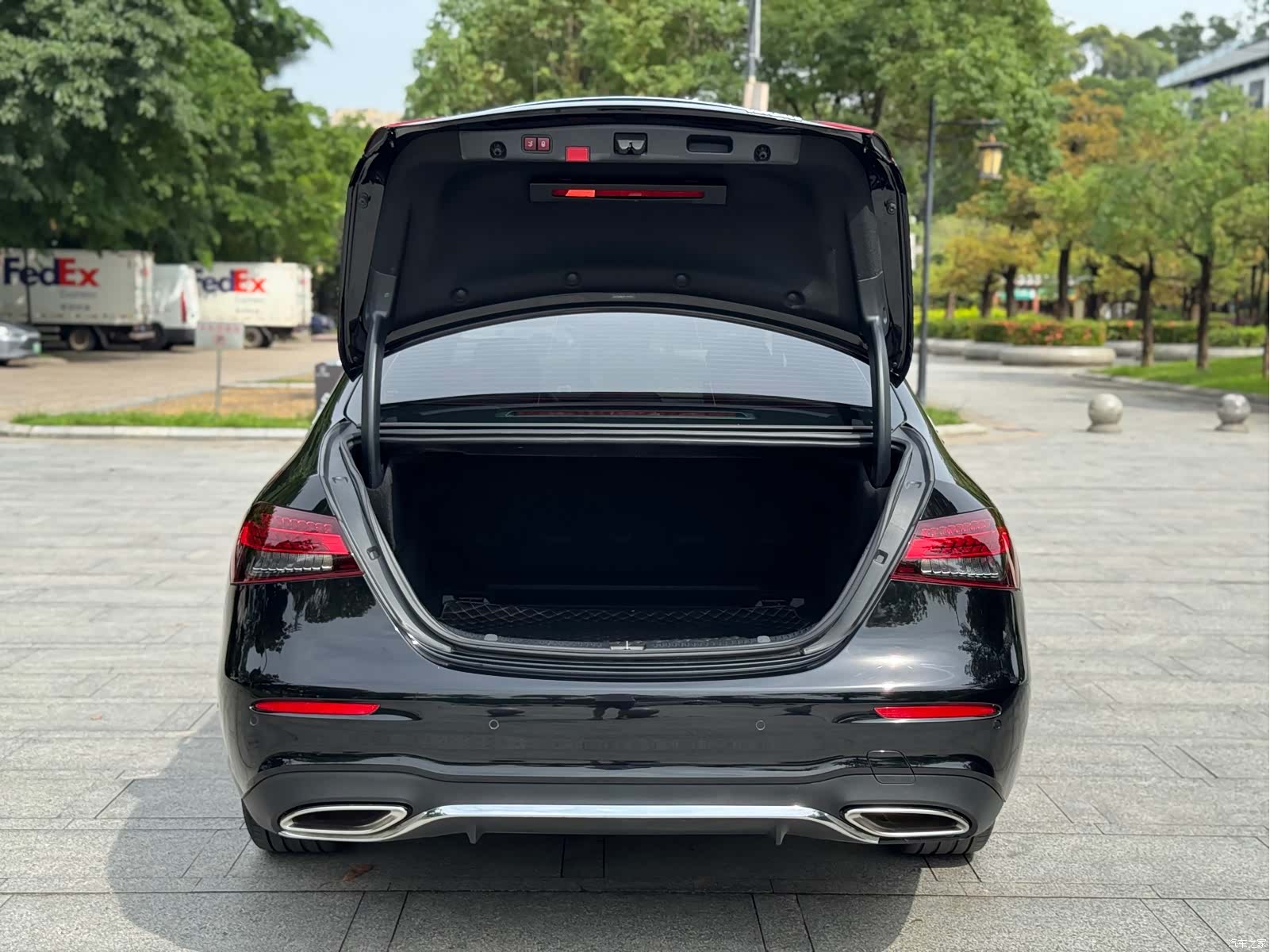 Mercedes-Benz E-Class, 2023 24