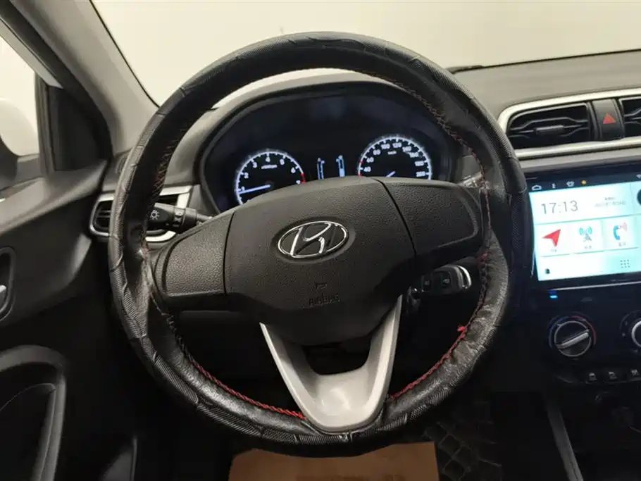 Hyundai Rena