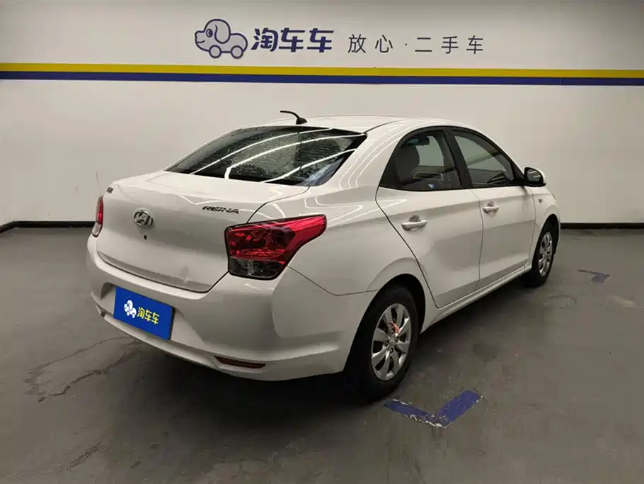 Hyundai Rena