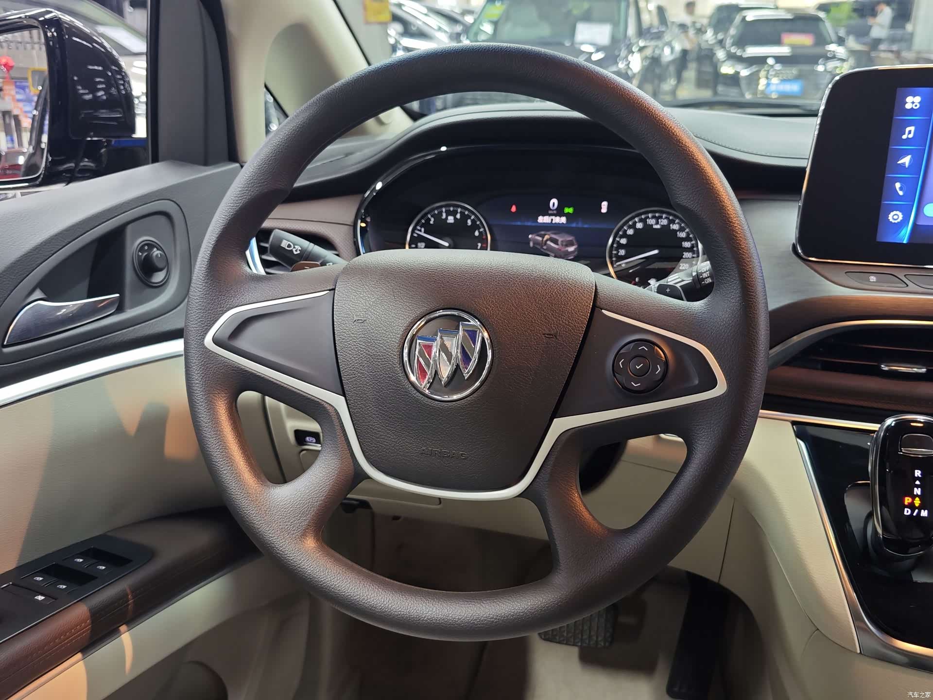 Buick GL8, 2022 11
