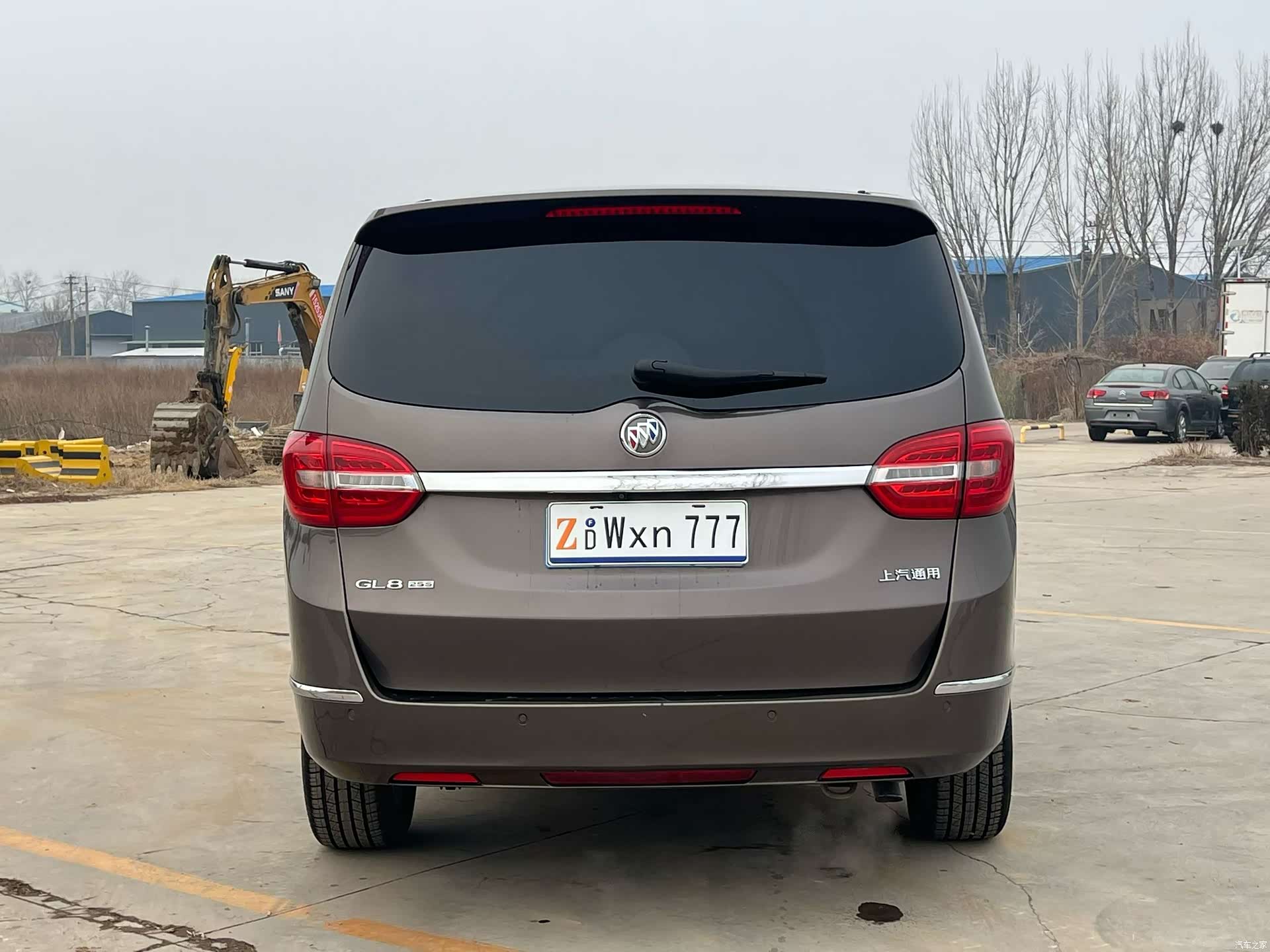 Buick GL8, 2018 9
