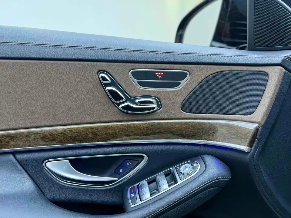 Mercedes-Benz S-class Mercedes-Benz S-class